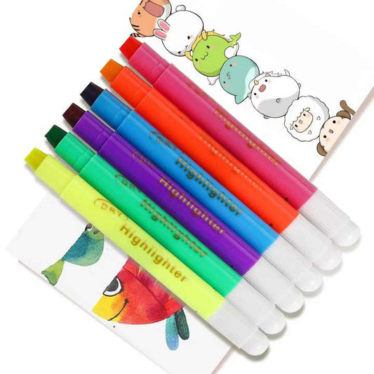 Multi-colored highlighter set 