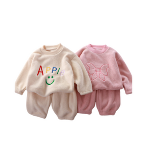 Long-sleeved children's pajamas 