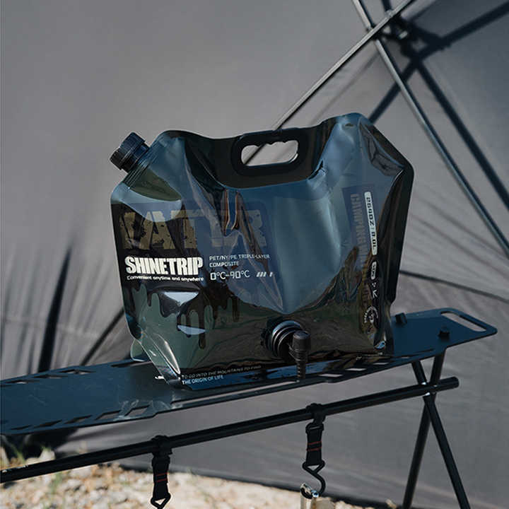 W020 Outdoor Large Capacity Portable Handheld 8L 