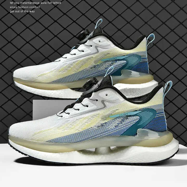 أحذية رياضية عالية