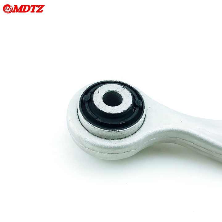 ناقل الحركة الخلفي ذراع