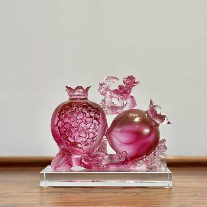 Ornament Souvenir Crystal Glass زينة تذكارية من الرمان الكريستالي