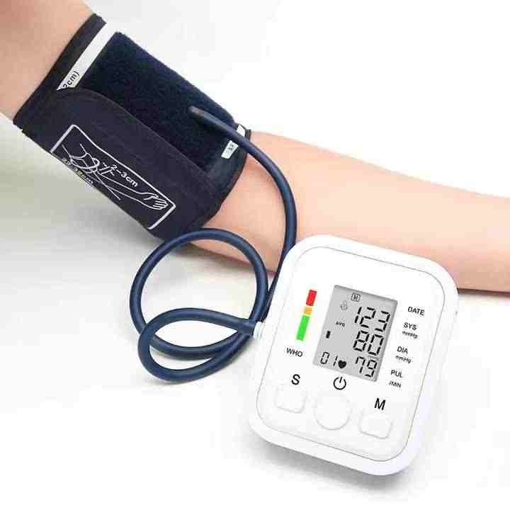 مستلزمات طبية جهاز مراقبة رقمي إلكتروني . Medical Supplies Digital Electronic Blood Pressure