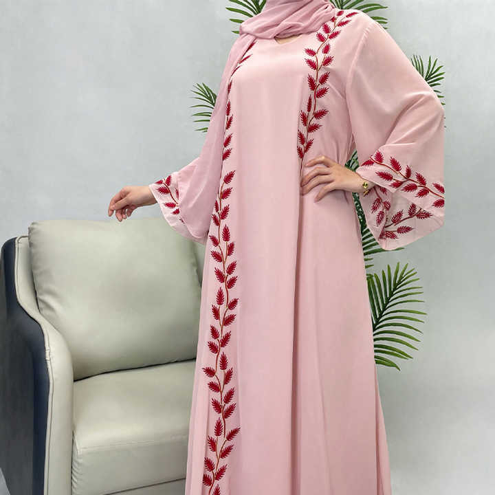 Crepe caftans and jalabiyas 