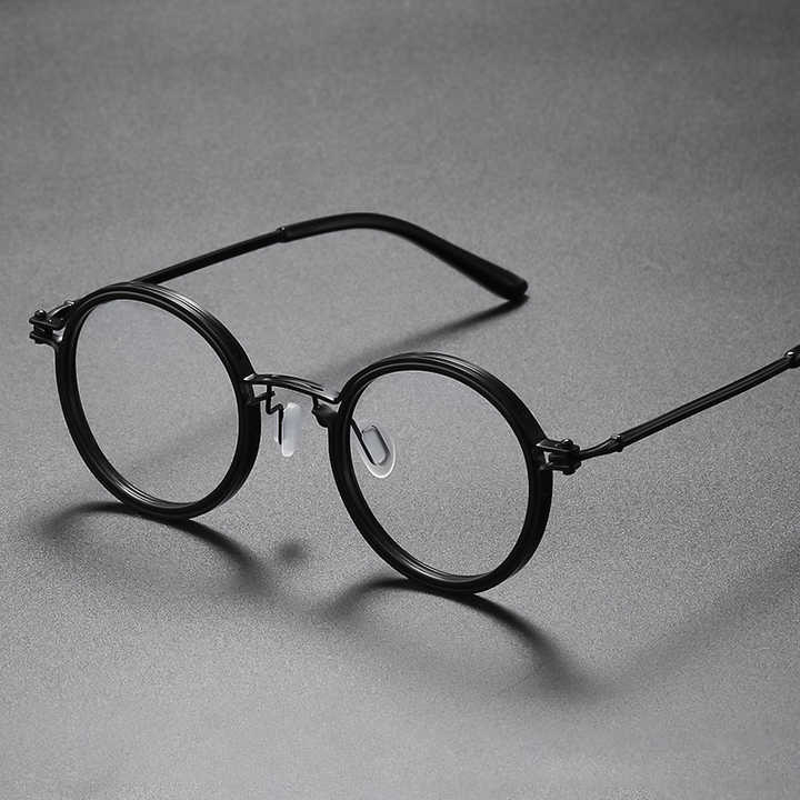 round frame glasses