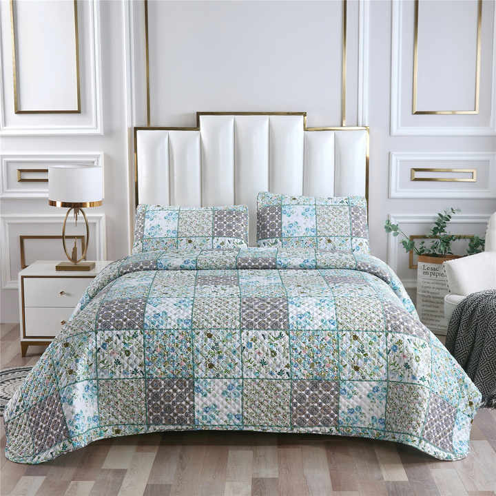 Modern Animal Pattern Quilted Bedspread Set - Shams 