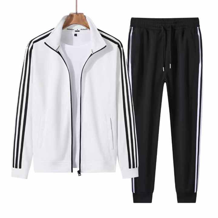 sports training clothes