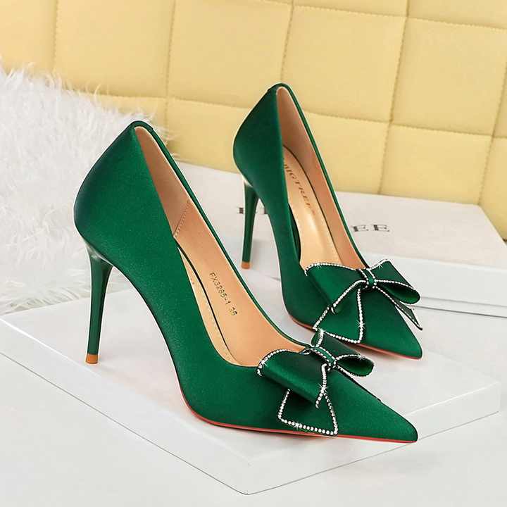 Women's wedding heels 
