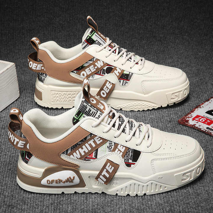 casual sneakers 