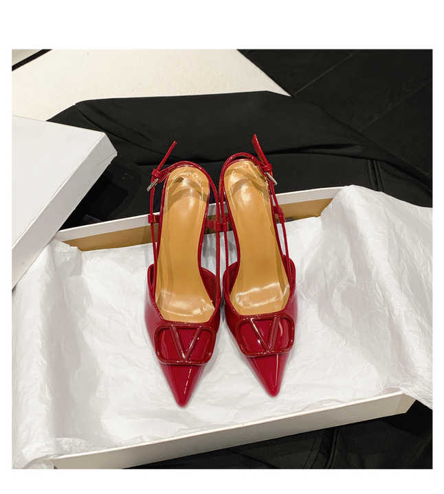 كعب نسائي انيق