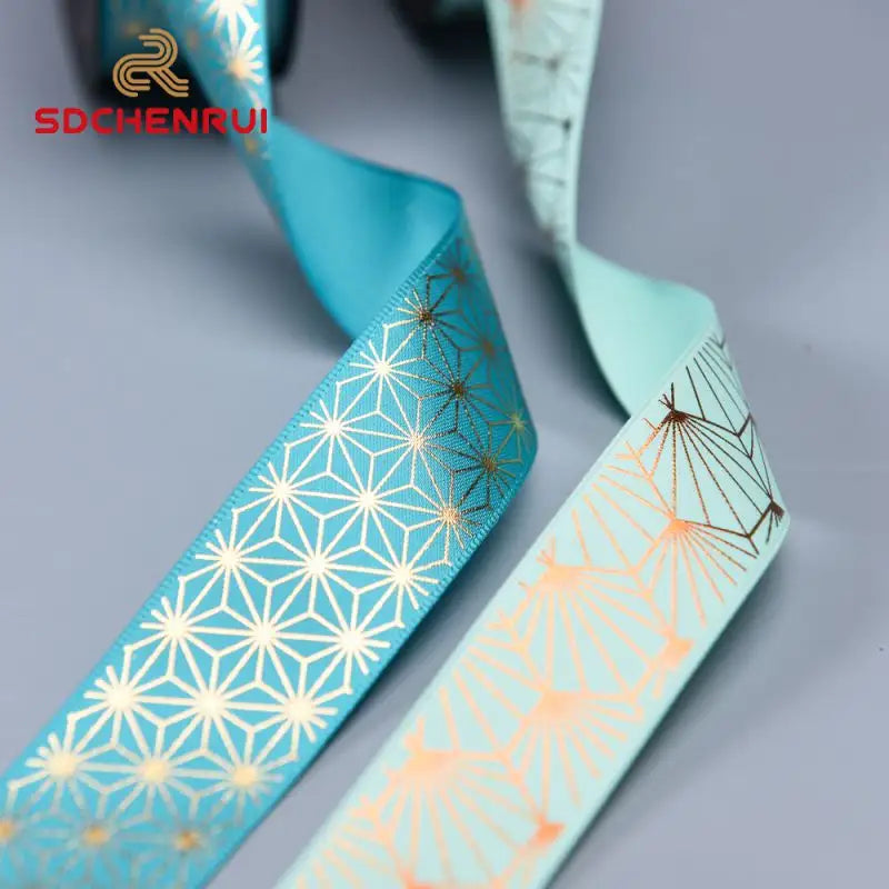 gifts-gifts-wrapping ribbons 