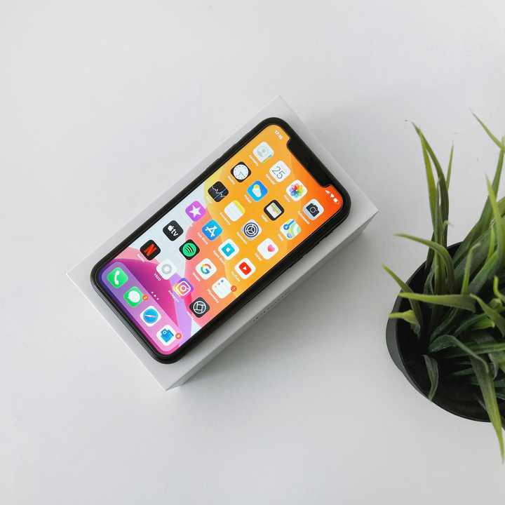 Phones, iPhone 