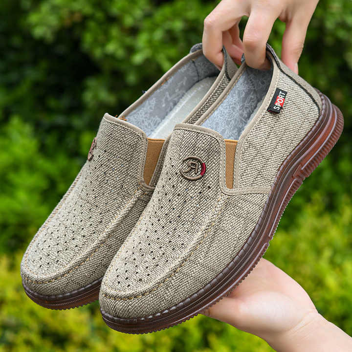 canvas upper shoes 