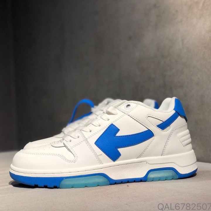 Men's casual shoes 