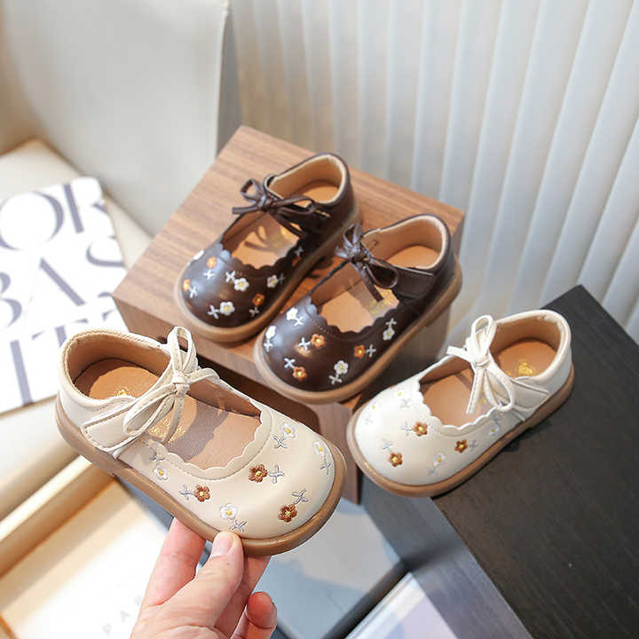 New casual children's shoes 