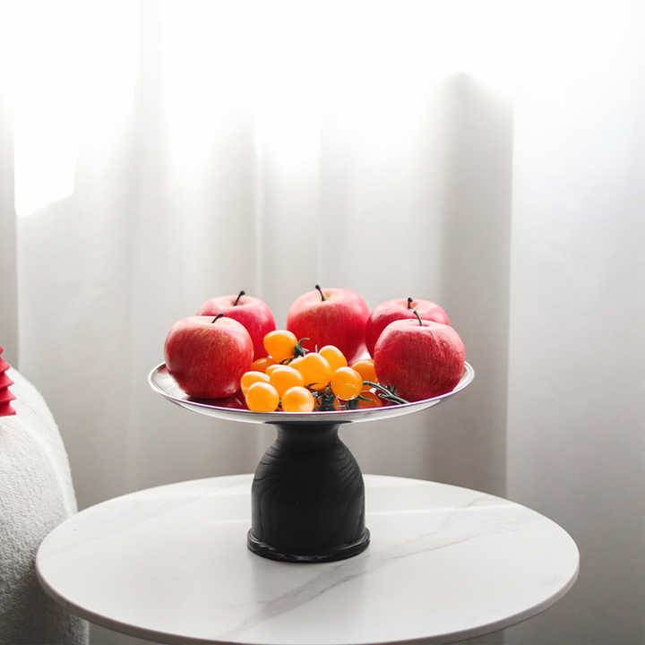 Serving plates 