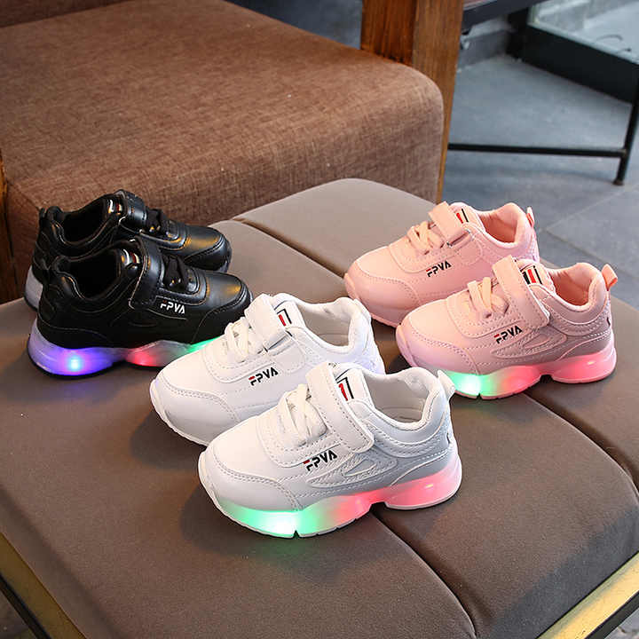 Girls' lightweight sneakers 