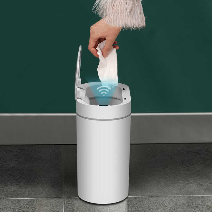Simple Human - Trash Can 