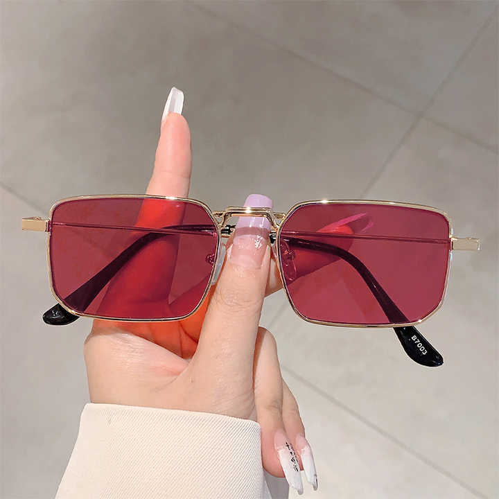 Women's glasses 