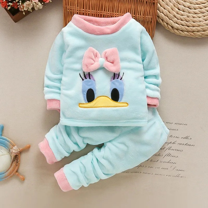 Long-sleeved winter pajamas for children 
