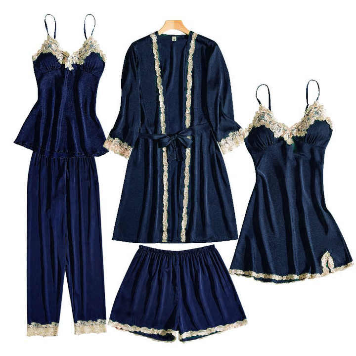 طقم بيجامات نسائية من الساتان