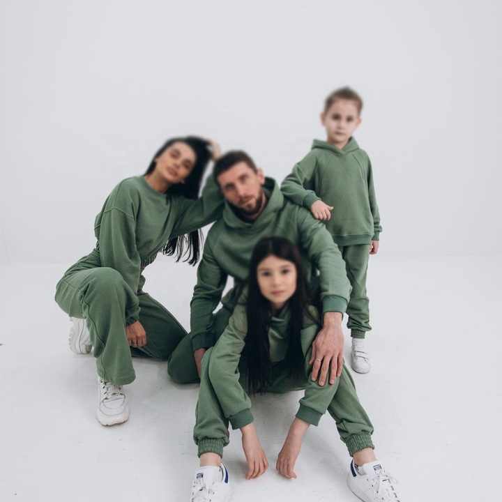 Matching Family Outfits 