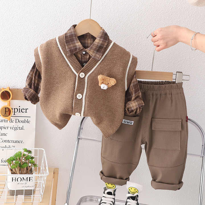 Stylish Kids Long Sleeve Suits, Latest Collections. 