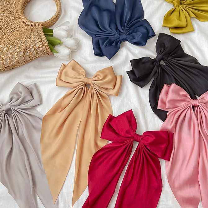 Luxury and elegant silk accessories 