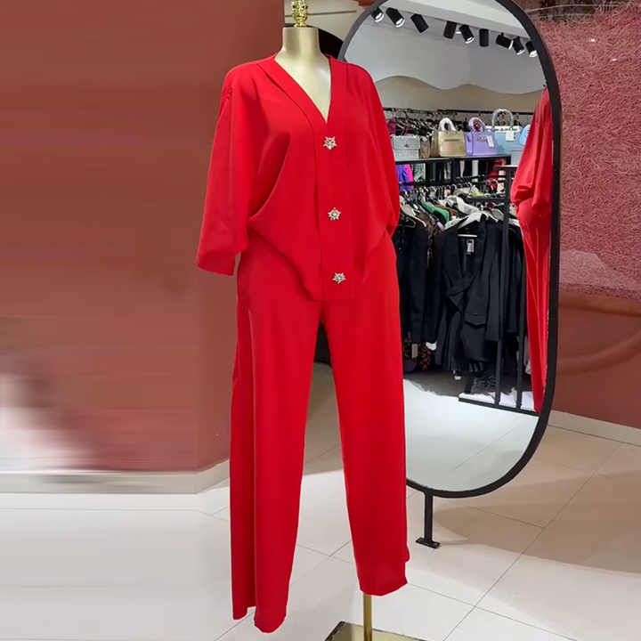 Latest women's set design