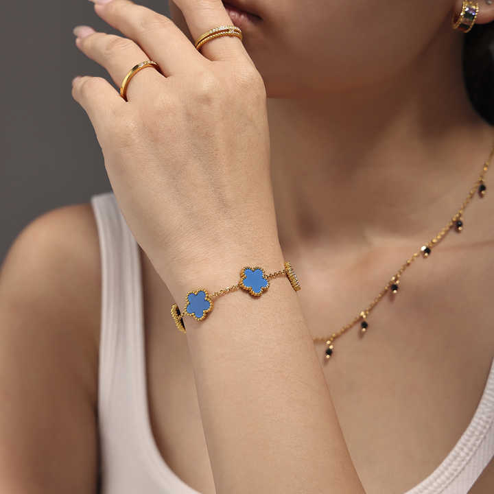 Multi-colored bracelet for women 