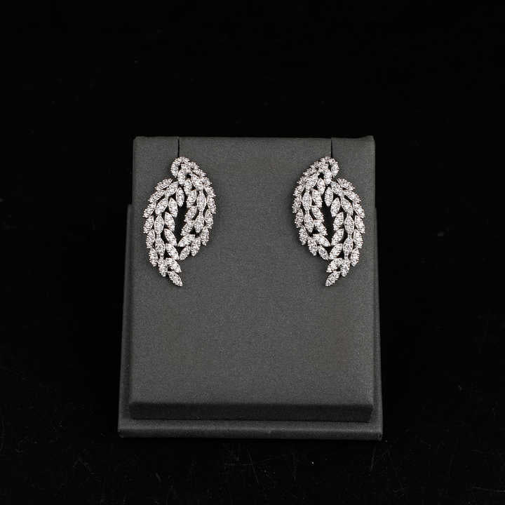 Modern Indian Jewelry Set for Women 
