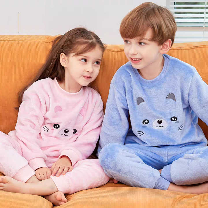 Long sleeve winter pajamas set 