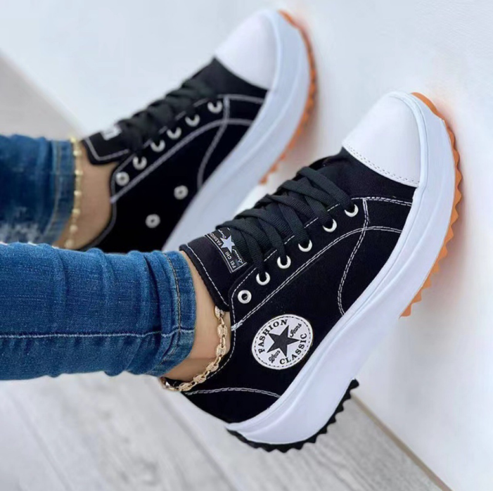 Women's sneakers 
