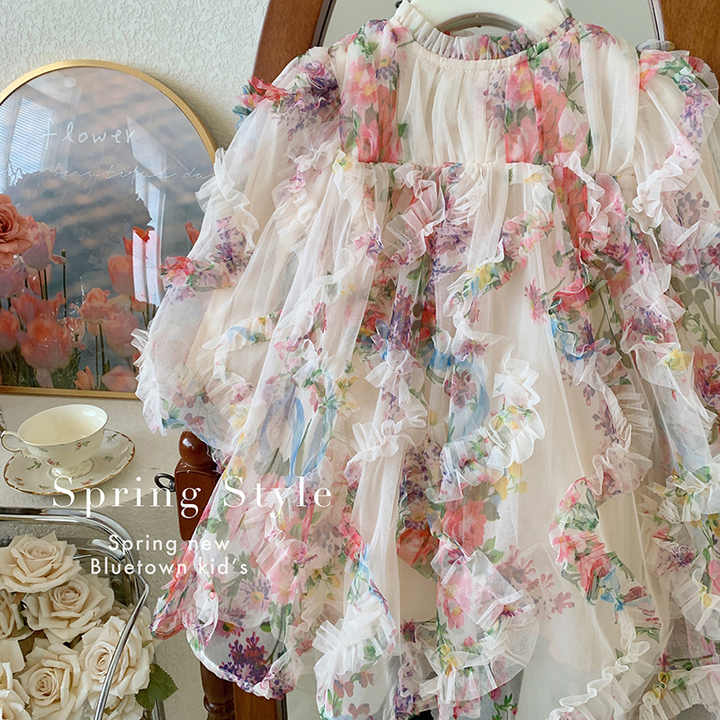 Floral spring clothes for kids 