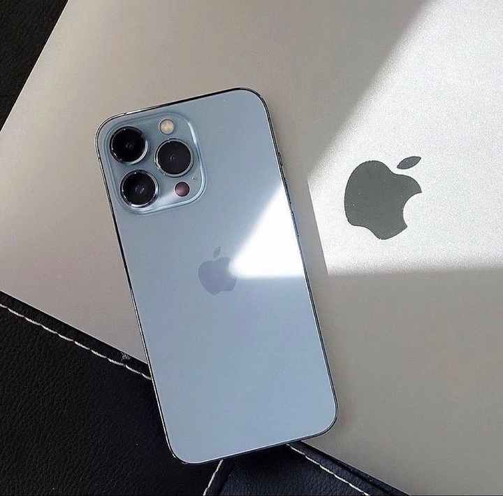 Phones, iPhone 