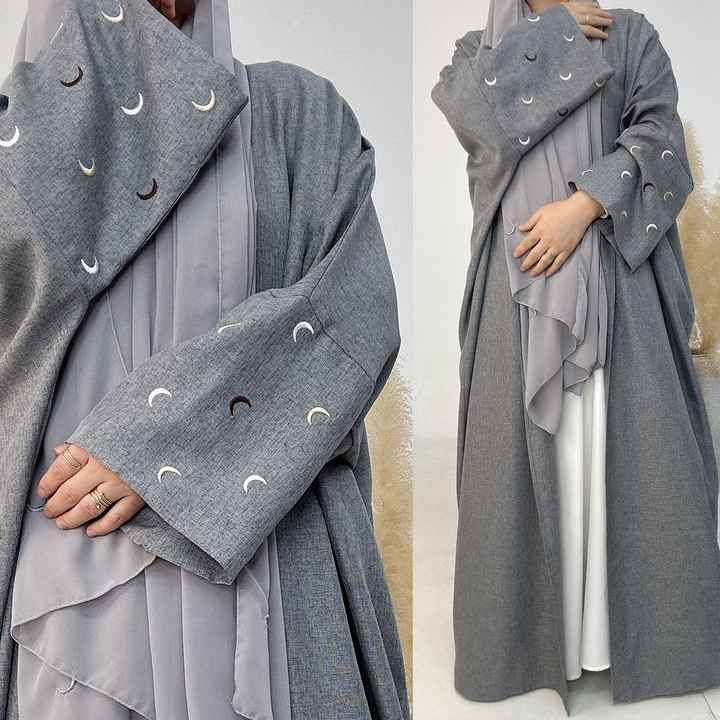 عبايه نسائيه ملونه