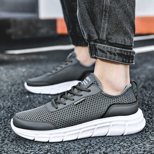 Comfortable lightweight casual sneaker
