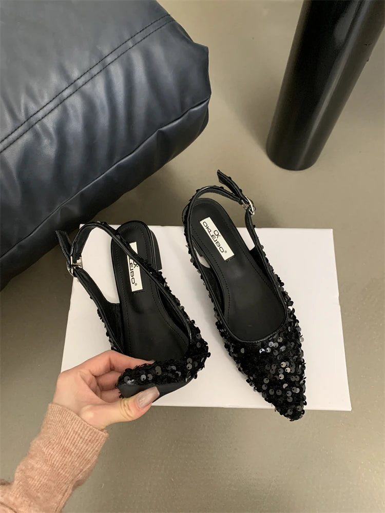 stylish flat shoes 