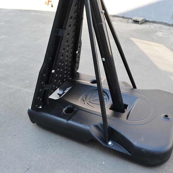 حامل هوابي لكرة السلة