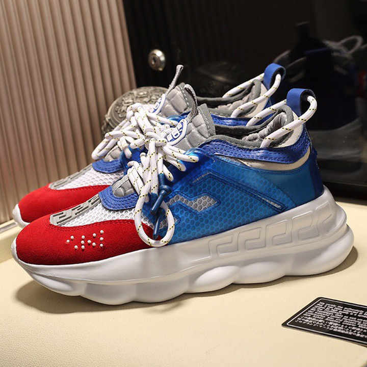 Men's quality sports shoes
