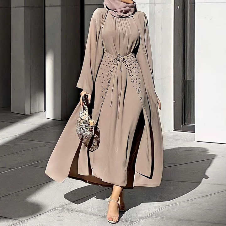 عبايه ملونه مفتوحة