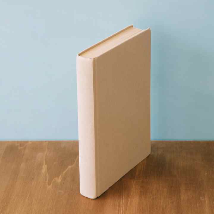 كتب مخصصة بغلاف صلب عمود فقري دائري ألبوم رواية تصوير فوتوغرافي Personalized Hardcover Books Round Spine Photo Album Novel