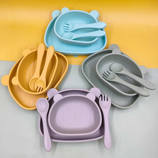 طقم إطعام الطفل الجديد, طقم إطعام الطفل . New baby feeding set, baby feeding set