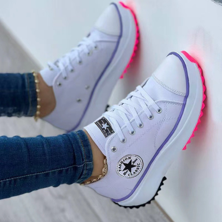Women's sneakers 