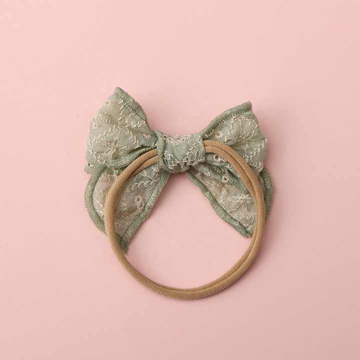 اكسسوارات شعر على شكل زهرة ناعمة