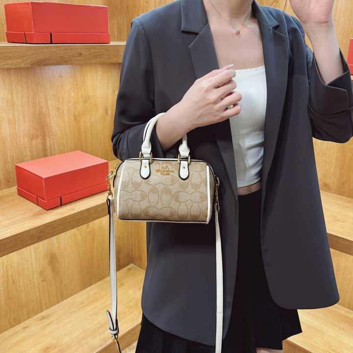 Vintage Boston Luxury French Ladies Handbag 