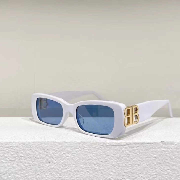 Sun Glasses for Men Women Black Frame Color - New Sunglasses