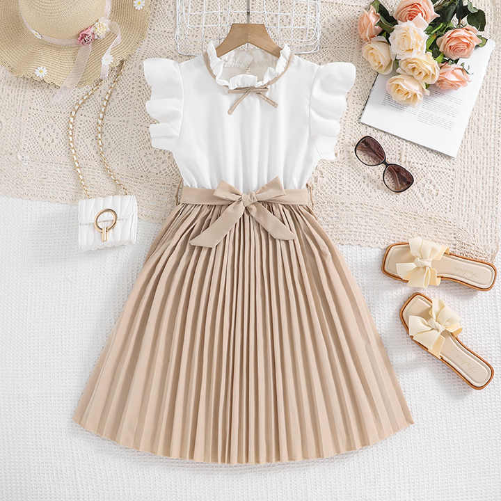 Modern children's dresses 