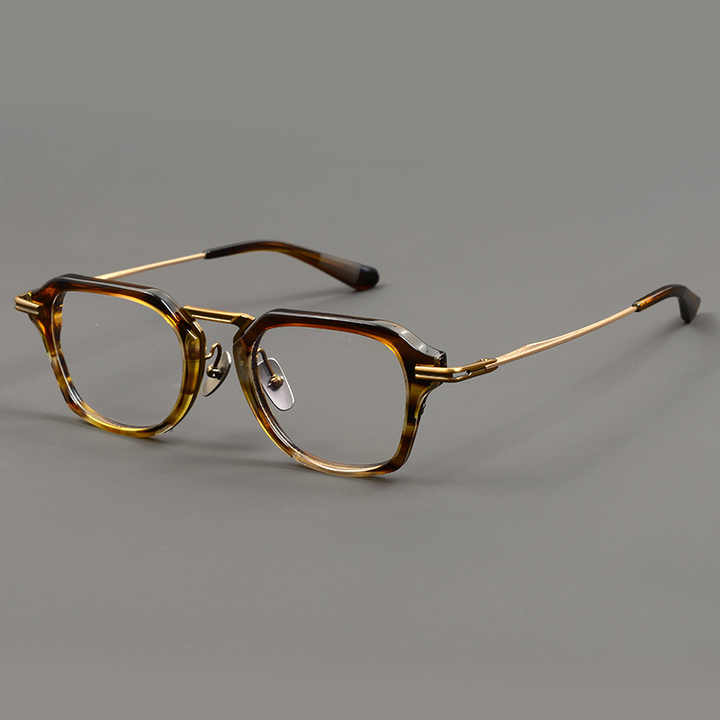 Women's glasses 