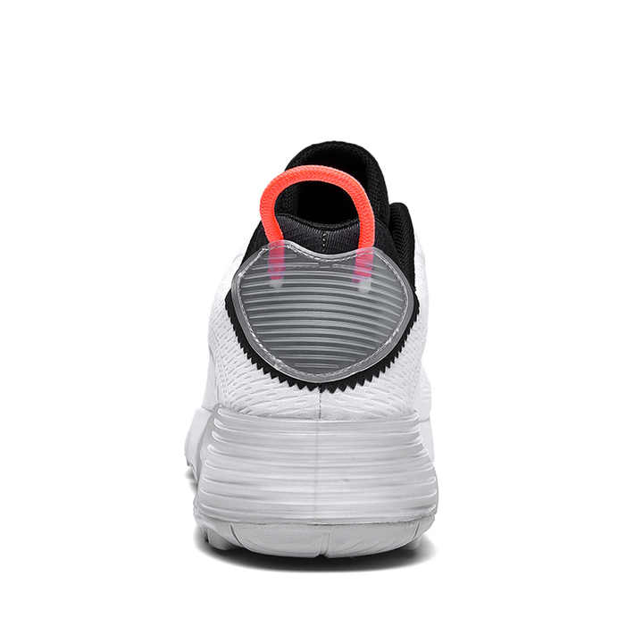Road running shoes 